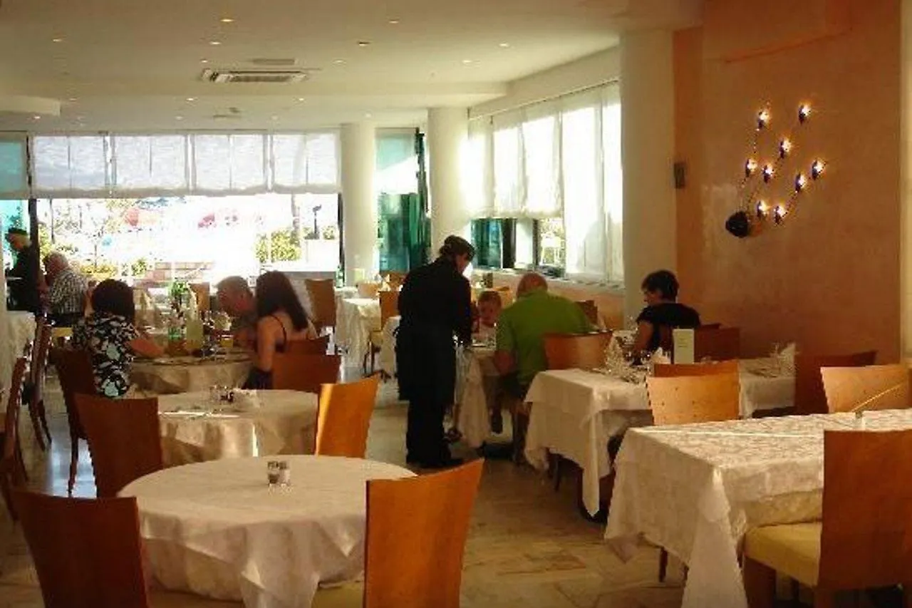 Ruhl Beach Hotel & Suites Lido di Jesolo