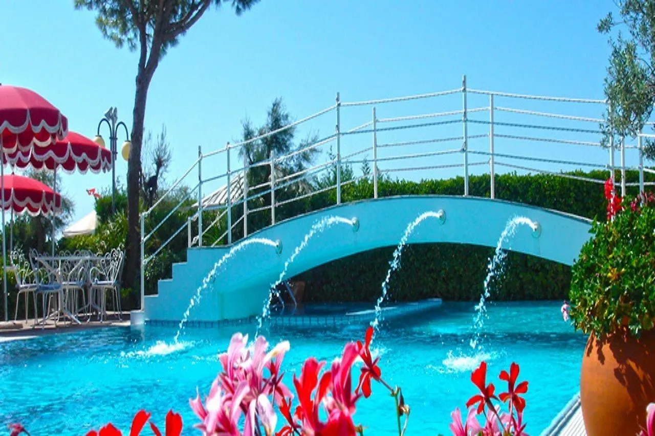 ***  Ruhl Beach Hotel & Suites Italy