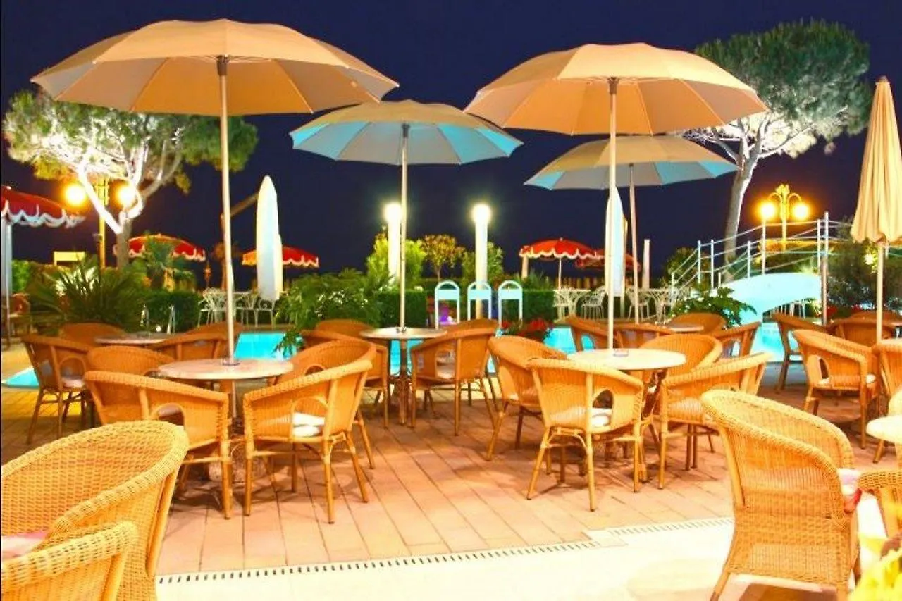 Ruhl Beach Hotel & Suites