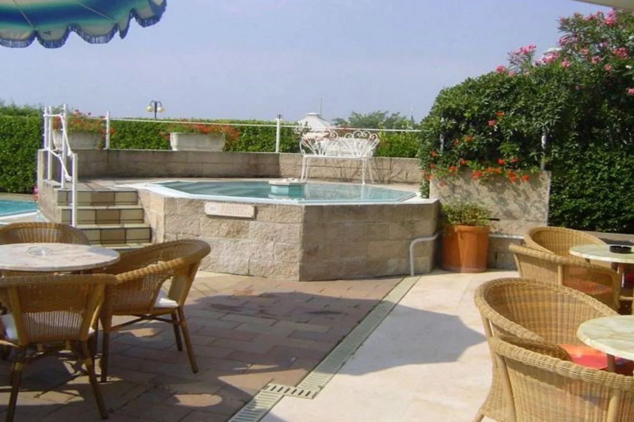 Ruhl Beach Hotel & Suites Lido di Jesolo